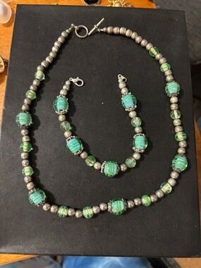 Vintage Green Beaded Necklace and Bracelet Set - Women's Jewelry